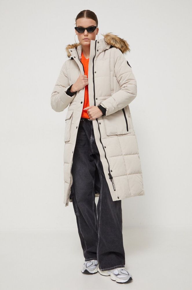 Куртка Superdry жіноча колір бежевий зимова (3574916)