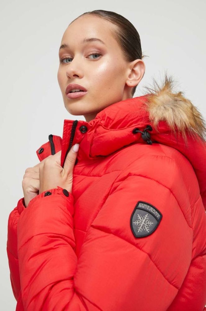 Куртка Superdry жіноча колір червоний зимова (3617839) фото 4