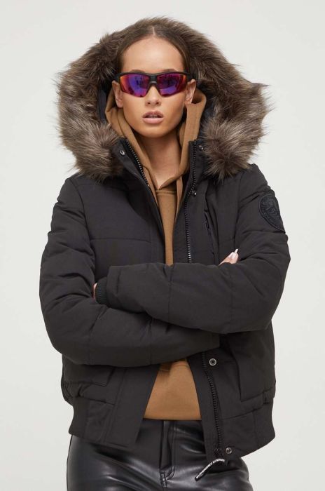 Куртка Superdry жіноча колір чорний зимова (3489596)