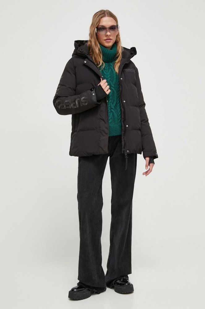 Куртка Superdry жіноча колір чорний зимова (3675959)