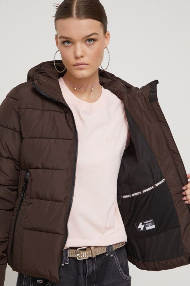 Куртка Superdry жіноча колір коричневий зимова (3574953) фото 6