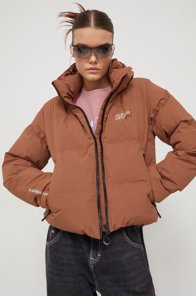 Куртка Superdry жіноча колір коричневий зимова (3574962)