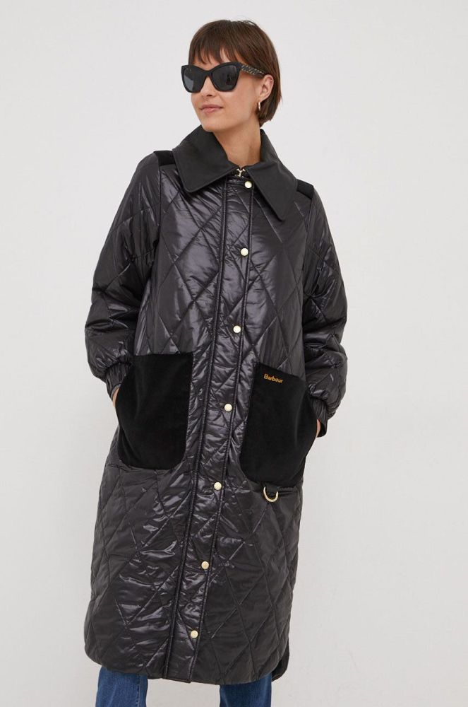 Куртка Barbour жіноча колір чорний перехідна (3634817)
