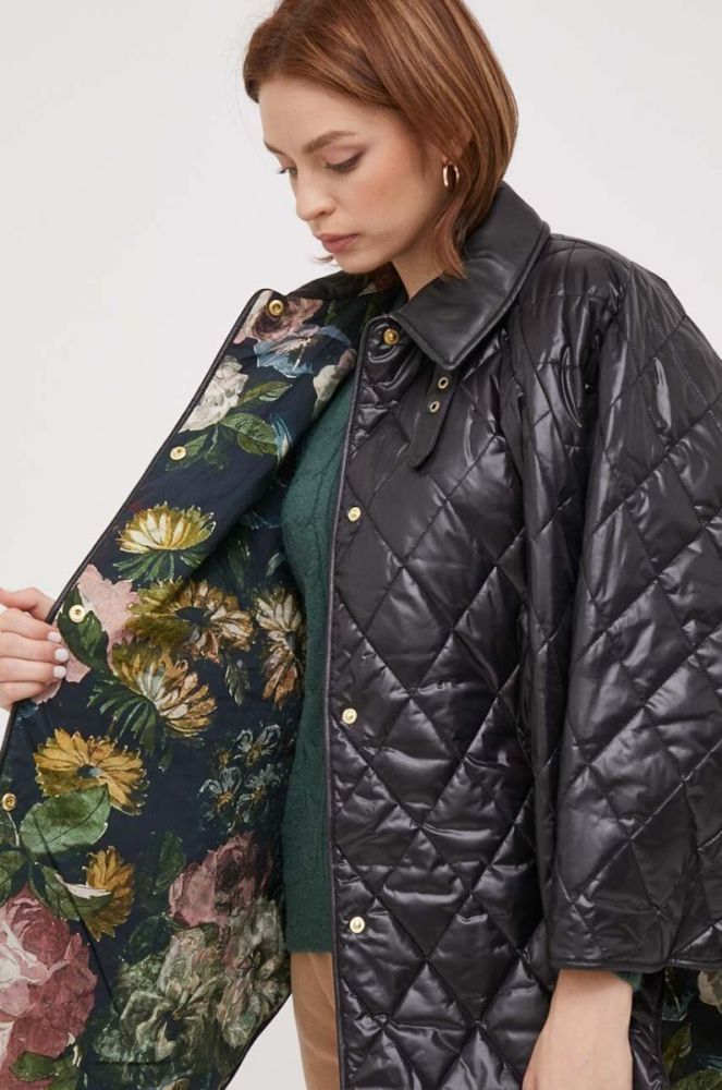 Пончо Barbour Tolsford жіночий колір чорний перехідна oversize фото 6