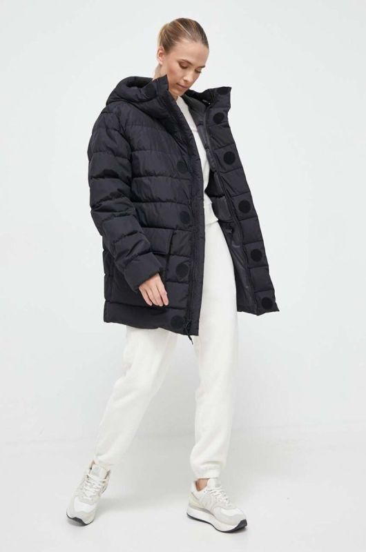 Пухова куртка Marmot жіноча колір чорний зимова oversize фото 2