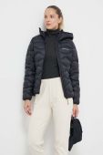Пухова куртка Peak Performance жіноча колір чорний перехідна