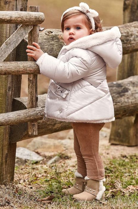 Двостороння дитяча куртка Mayoral колір бежевий (3420535)