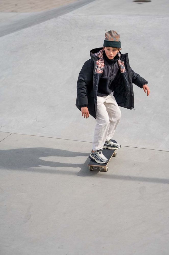 Дитяча куртка Jack Wolfskin TEEN 2L INS колір чорний фото 3