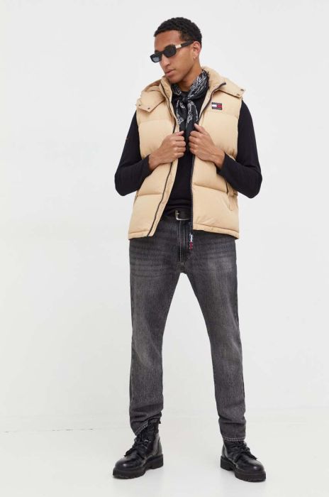 Пухова безрукавка Tommy Jeans чоловічий колір бежевий зимовий