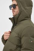 Куртка Tommy Hilfiger чоловіча колір зелений зимова (3385849)