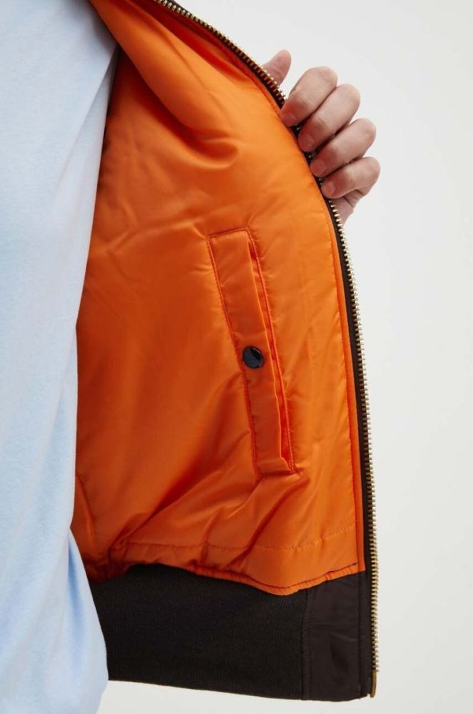Двостороння куртка-бомбер Alpha Industries MA-1 чоловіча колір коричневий перехідна фото 6