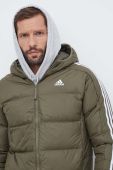 Пухова куртка adidas чоловіча колір зелений зимова (3559809)