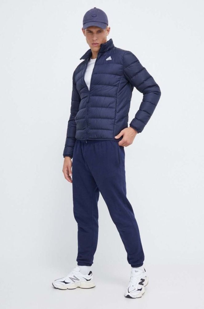 Пухова куртка adidas чоловіча колір синій перехідна (3557989) фото 2