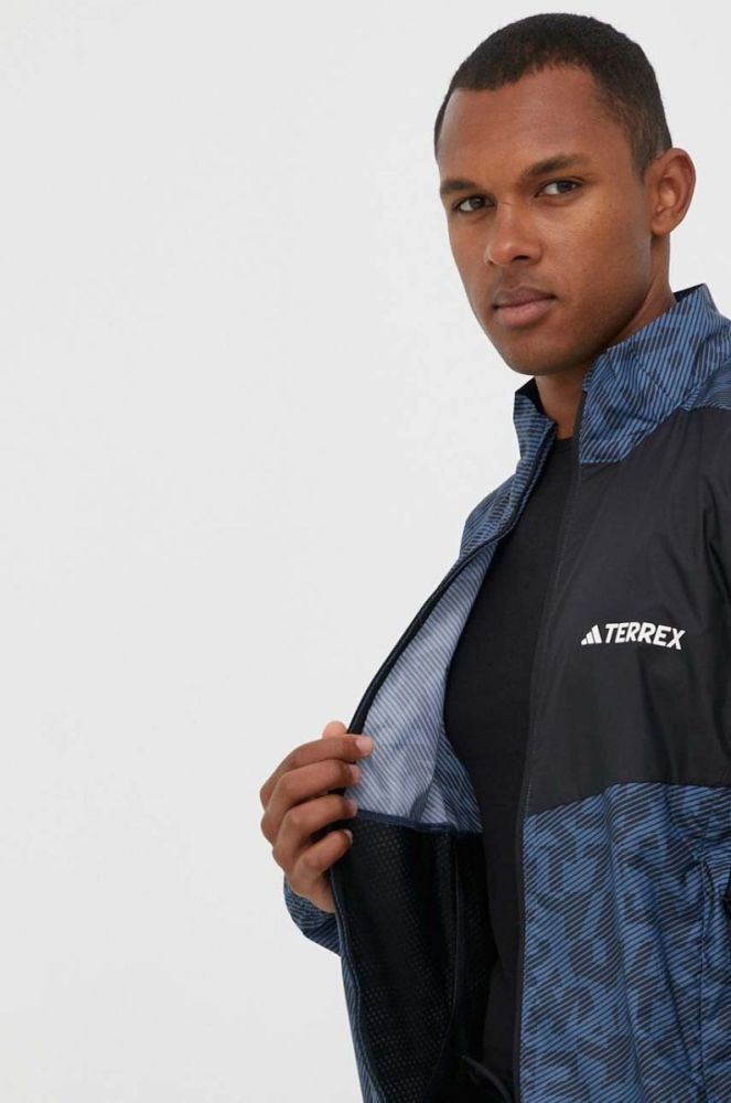 Вітровка adidas TERREX колір чорний фото 6