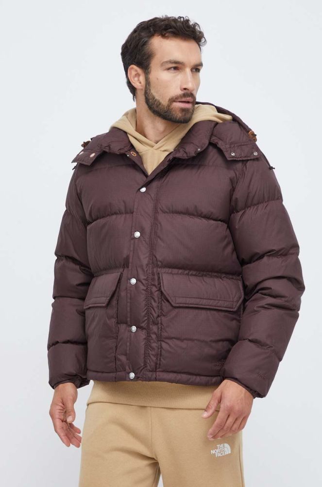 Пухова куртка The North Face чоловіча колір коричневий зимова (3567654)
