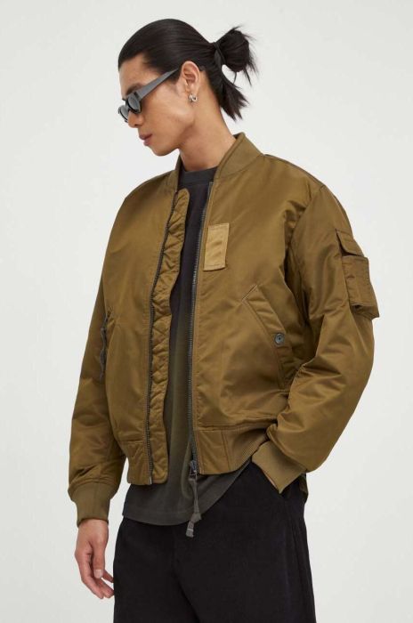 Куртка-бомбер G-Star Raw чоловічий колір зелений перехідна