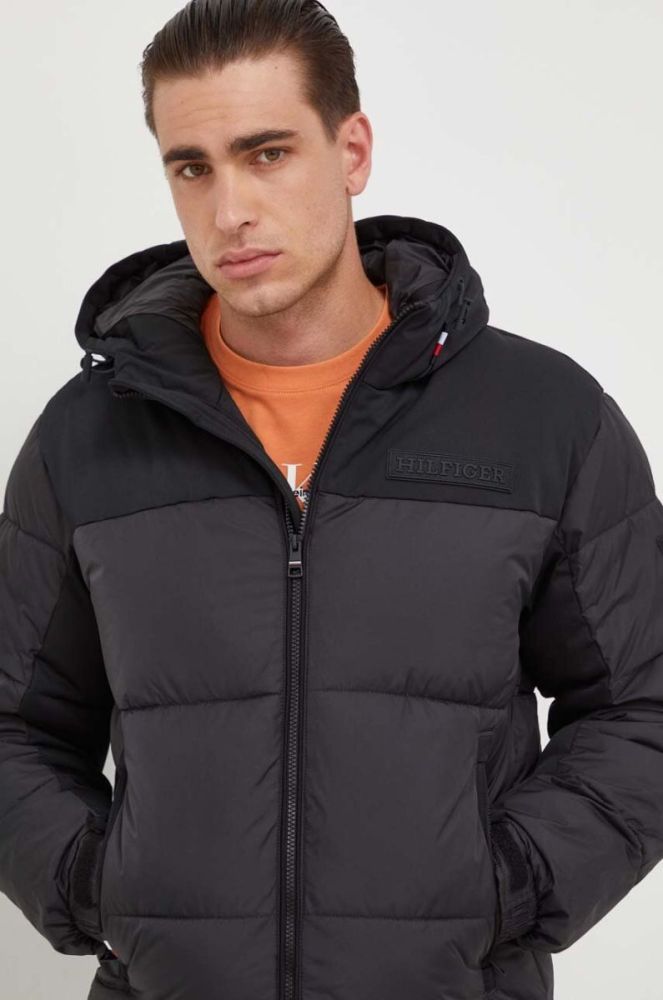 Куртка Tommy Hilfiger чоловіча колір чорний зимова (3533541) фото 4