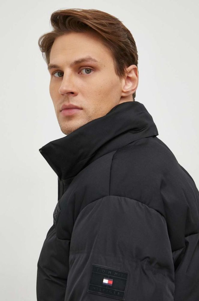Куртка Tommy Hilfiger чоловіча колір чорний зимова (3633085) фото 5