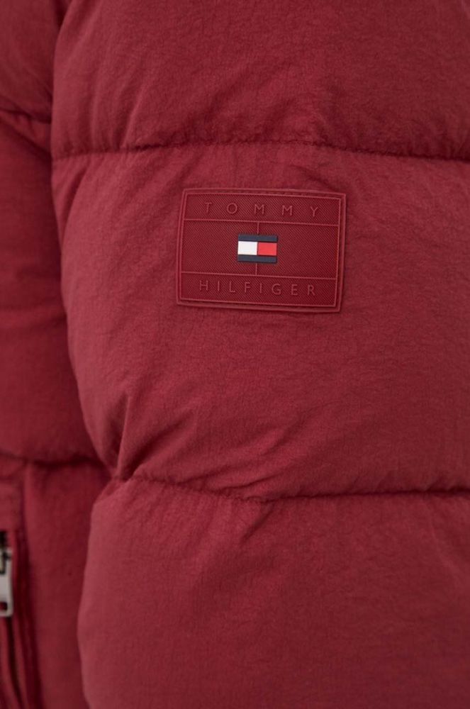 Пухова куртка Tommy Hilfiger чоловіча колір бордовий зимова фото 5