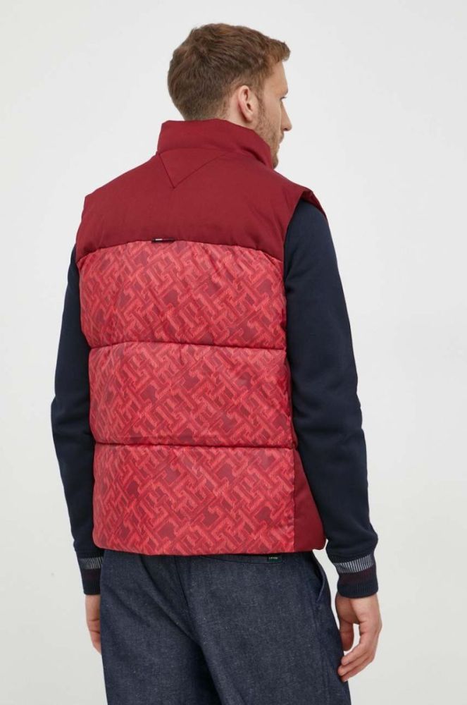 Безрукавка Tommy Hilfiger чоловічий колір червоний зимовий фото 3