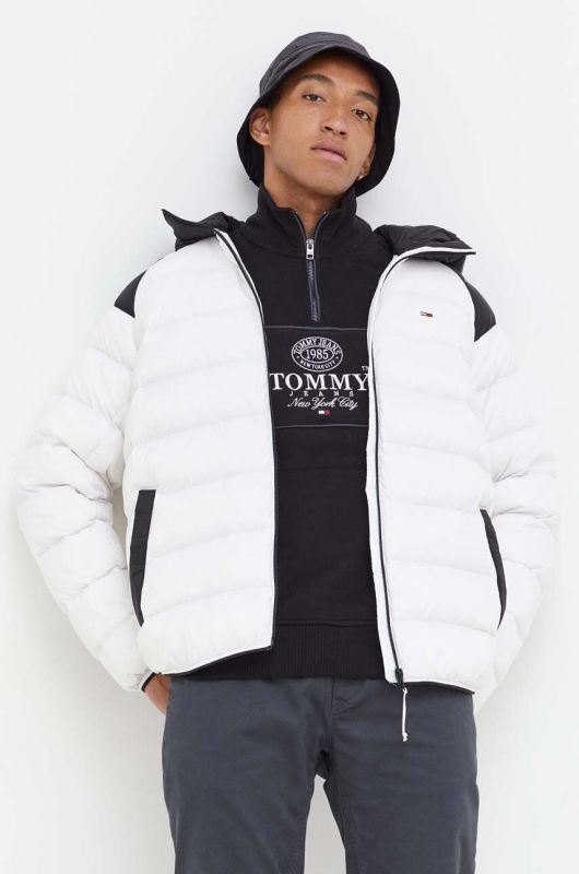 Пухова куртка Tommy Jeans чоловіча колір білий перехідна