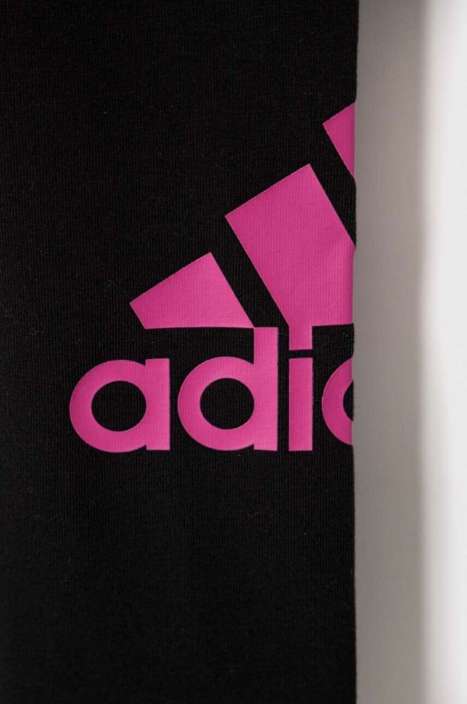 Дитячі легінси adidas колір чорний з принтом фото 3