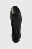 Шкіряні балетки Tommy Hilfiger ESSENTIAL CHIC BALLE колір чорний  FW0FW07352