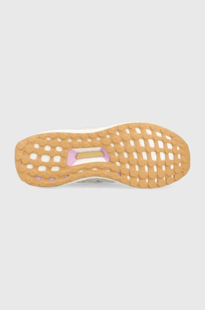 Кросівки adidas Performance ULTRABOOST колір бежевий фото 5