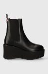 Шкіряні черевики Tommy Hilfiger ELEVATED WEDGE BOOTIE жіночі колір чорний на танкетці FW0FW07657 Шкіряні черевики Tommy Hilfiger ELEVATED WEDGE BOOTIE жіночі колір чорний на танкетці FW0FW07657