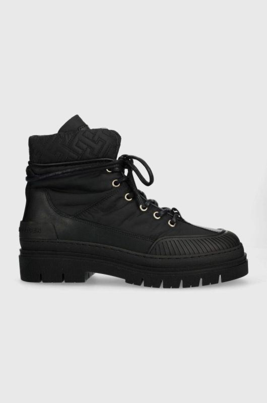 Черевики Tommy Hilfiger TH MONOGRAM OUTDOOR BOOT жіночі колір чорний на плоскому ходу утеплене FW0FW07502