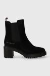 Замшеві черевики Tommy Hilfiger ESSENTIAL MIDHEEL SUEDE BOOTIE жіночі колір чорний каблук блок FW0FW07522 Замшеві черевики Tommy Hilfiger ESSENTIAL MIDHEEL SUEDE BOOTIE жіночі колір чорний каблук блок FW0FW07522