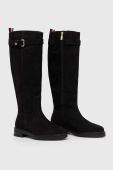 Замшеві чоботи Tommy Hilfiger ESSENTIAL NUBUCK BELT LONGBOOT жіночі колір чорний на плоскому ходу FW0FW07656