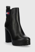 Шкіряні черевики Tommy Jeans TJW NEW ESS HIGH HEEL BOOT жіночі колір чорний на плоскому ходу EN0EN02439
