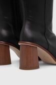Шкіряні чоботи Alohas East жіночі колір чорний каблук блок BTWEC1.25