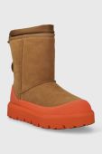 Зимові чоботи UGG Classic Short Weather Hybrid колір коричневий 1143992