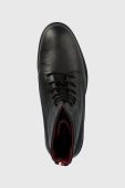 Шкіряні черевики Tommy Hilfiger COMFORT CLEATED THERMO LTH BOOT чоловічі колір чорний FM0FM04651 Шкіряні черевики Tommy Hilfiger COMFORT CLEATED THERMO LTH BOOT чоловічі колір чорний FM0FM04651