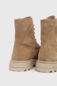 Замшеві черевики Tommy Jeans TJM CASUAL BOOT SUEDE чоловічі колір бежевий EM0EM01336 Замшеві черевики Tommy Jeans TJM CASUAL BOOT SUEDE чоловічі колір бежевий EM0EM01336