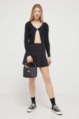 Спідниця Tommy Jeans колір чорний mini розкльошена (3394737)
