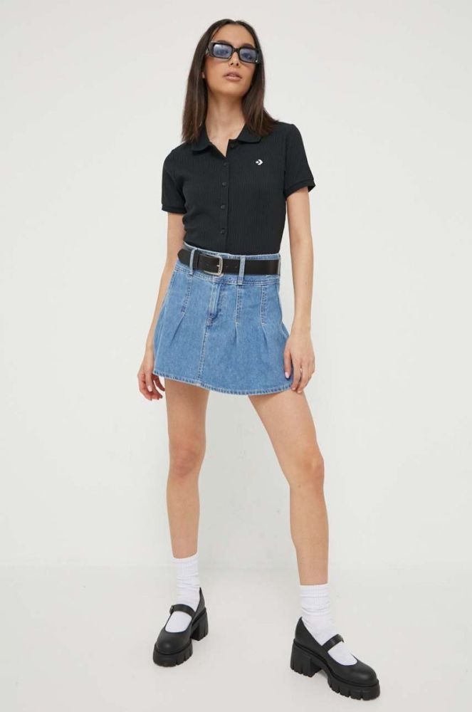 Джинсова бавовняна спідниця Tommy Jeans mini розкльошена колір блакитний фото 2