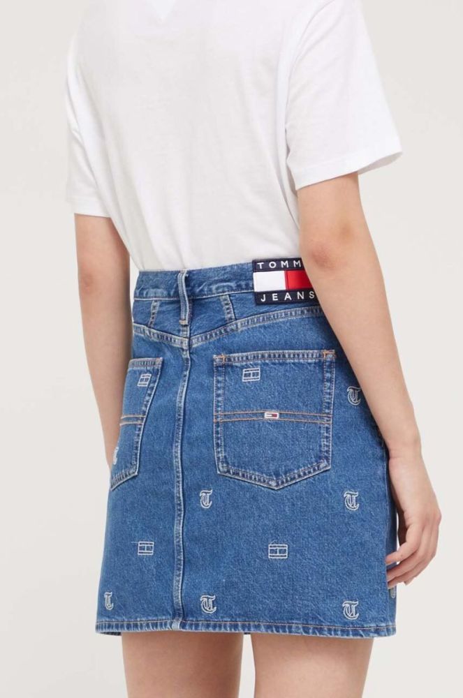 Джинсова спідниця Tommy Jeans mini олівець колір блакитний (3538376) фото 3