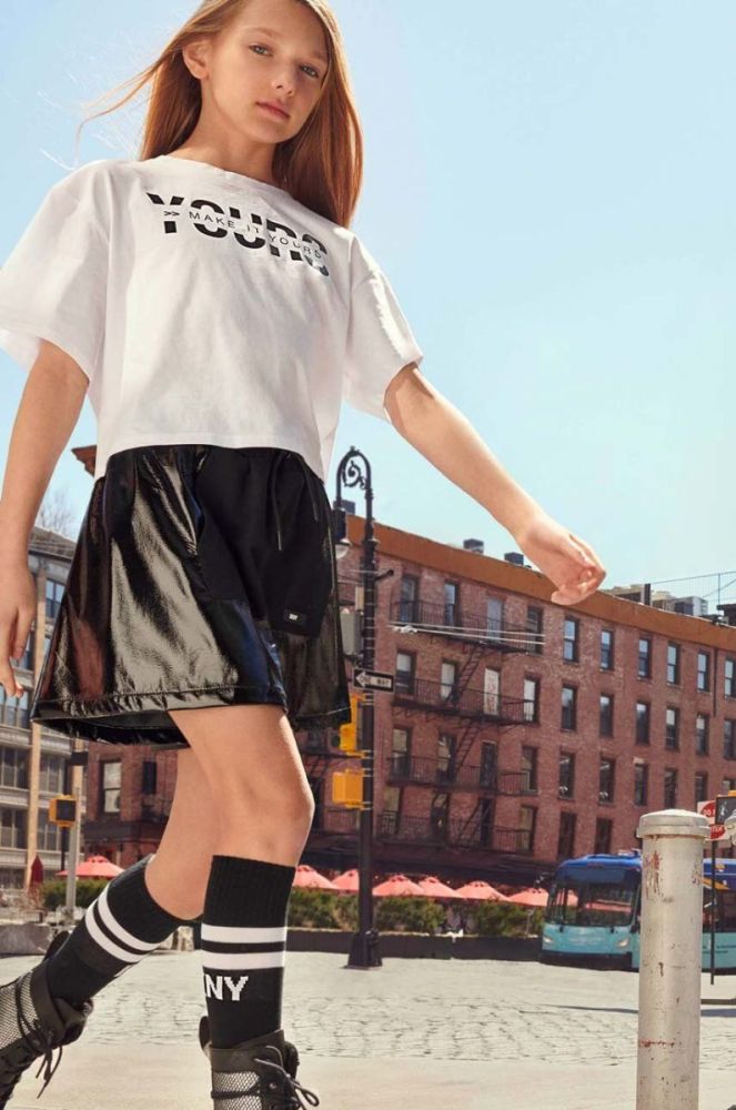Дитяча спідниця Dkny колір чорний midi розкльошена (3564493) фото 4