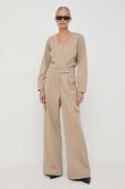 Комбінезон Notes du Nord колір бежевий декольте трикутник