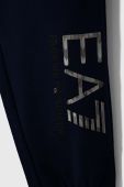 Дитячі бавовняні штани EA7 Emporio Armani колір синій з принтом (3394800)