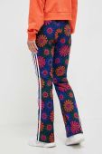 Спортивні штани adidas FARM візерунок колір барвистий