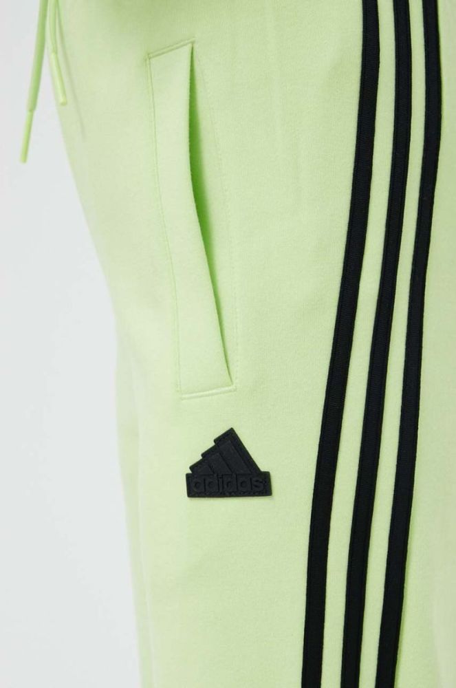 Спортивні штани adidas колір зелений з аплікацією (3351929) фото 4
