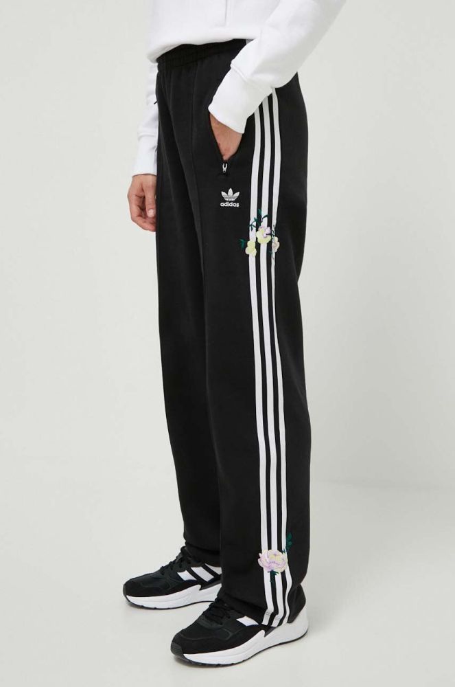 Спортивні штани adidas Originals колір чорний з аплікацією (3558450)