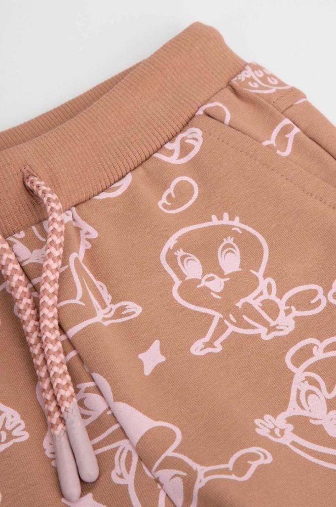 Дитячі спортивні штани Coccodrillo x Looney Tunes колір коричневий візерунок фото 4
