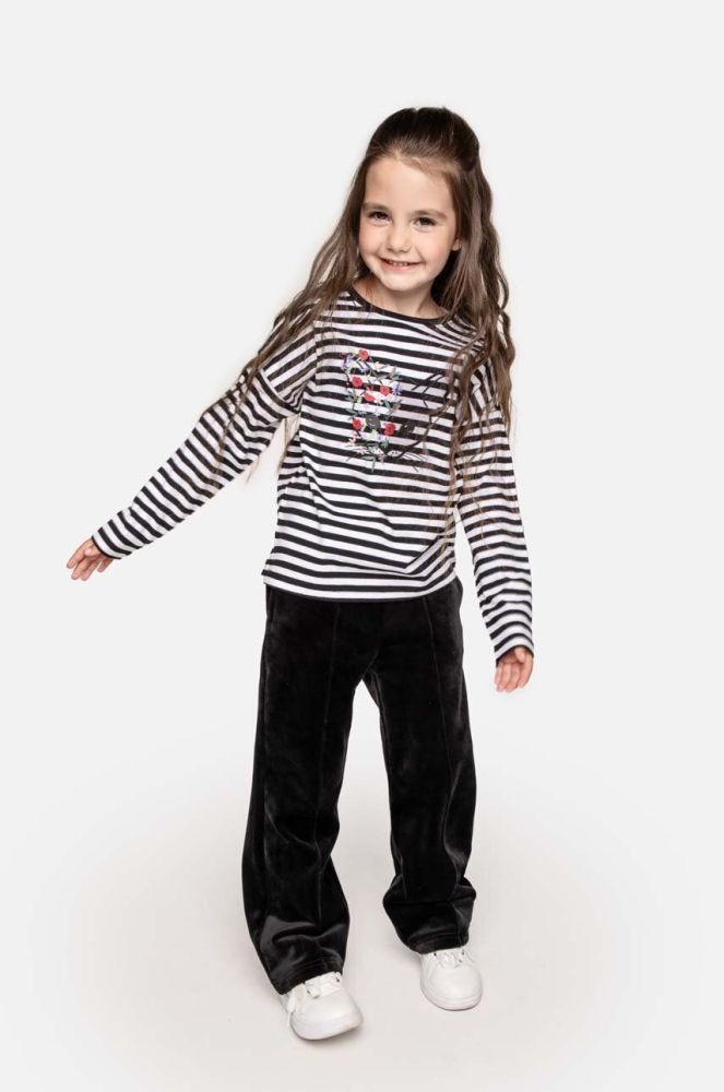 Дитячі спортивні штани Coccodrillo колір чорний однотонні (3538496)