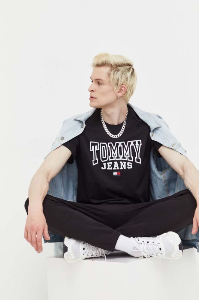 Бавовняні штани Tommy Jeans колір чорний однотонні фото 2