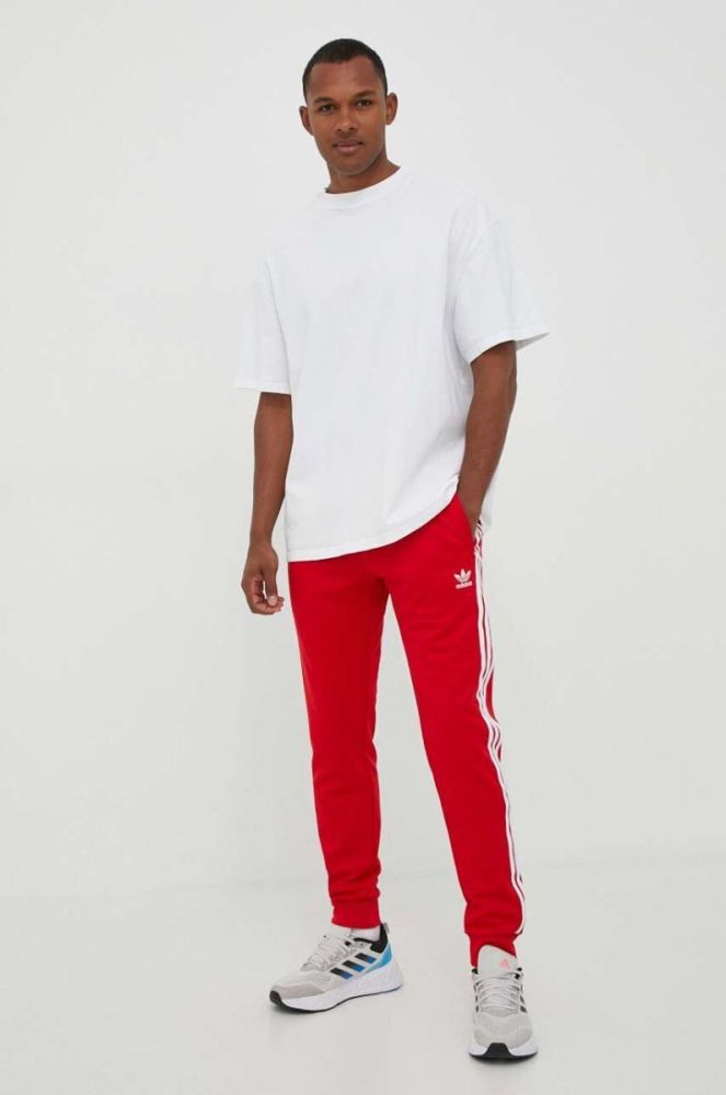 Спортивні штани adidas Originals колір червоний з аплікацією (3388603) фото 2